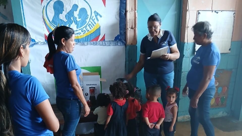 Multihogar entrega de Licuadora