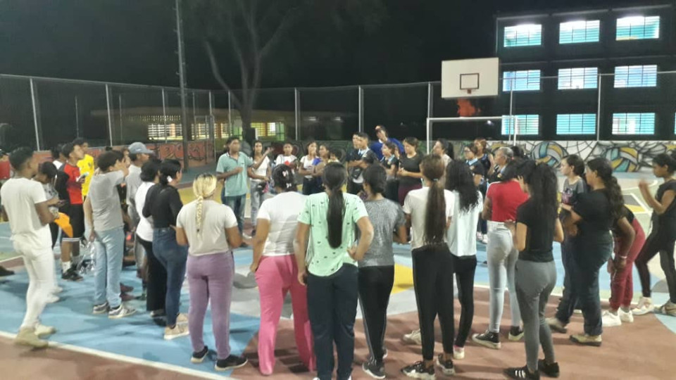 Fundación Ángeles de Fuego Banda Show promueve la actividad física y la integración comunitaria