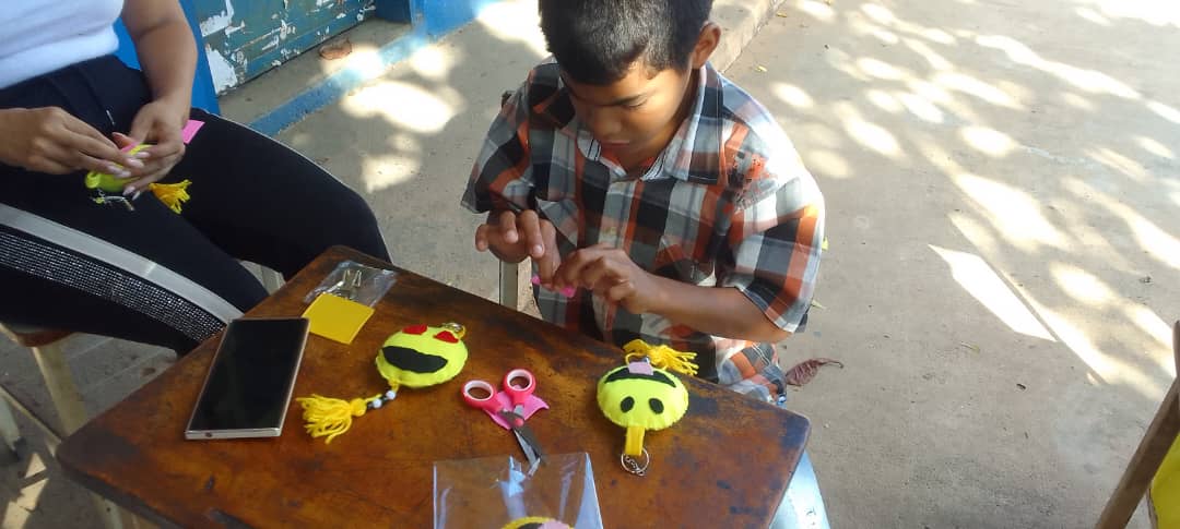 Jóvenes de La Ceiba descubren su talento artístico