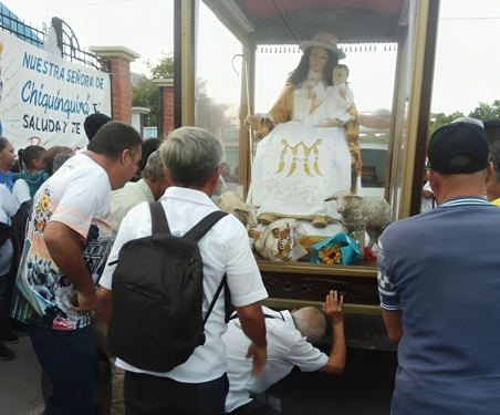 Comunidad de Santos Luzardo recibe con devoción la visita de la Divina Pastora