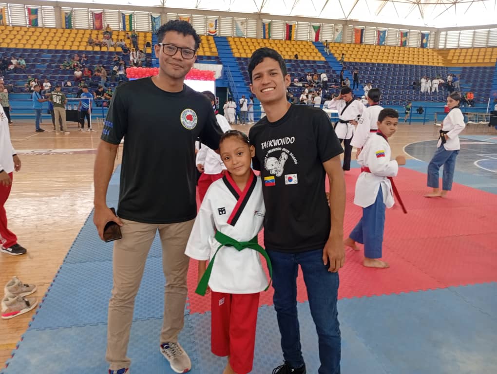 Taekwondo Los Aviadores brilló en campeonato nacional con talento aragüeño