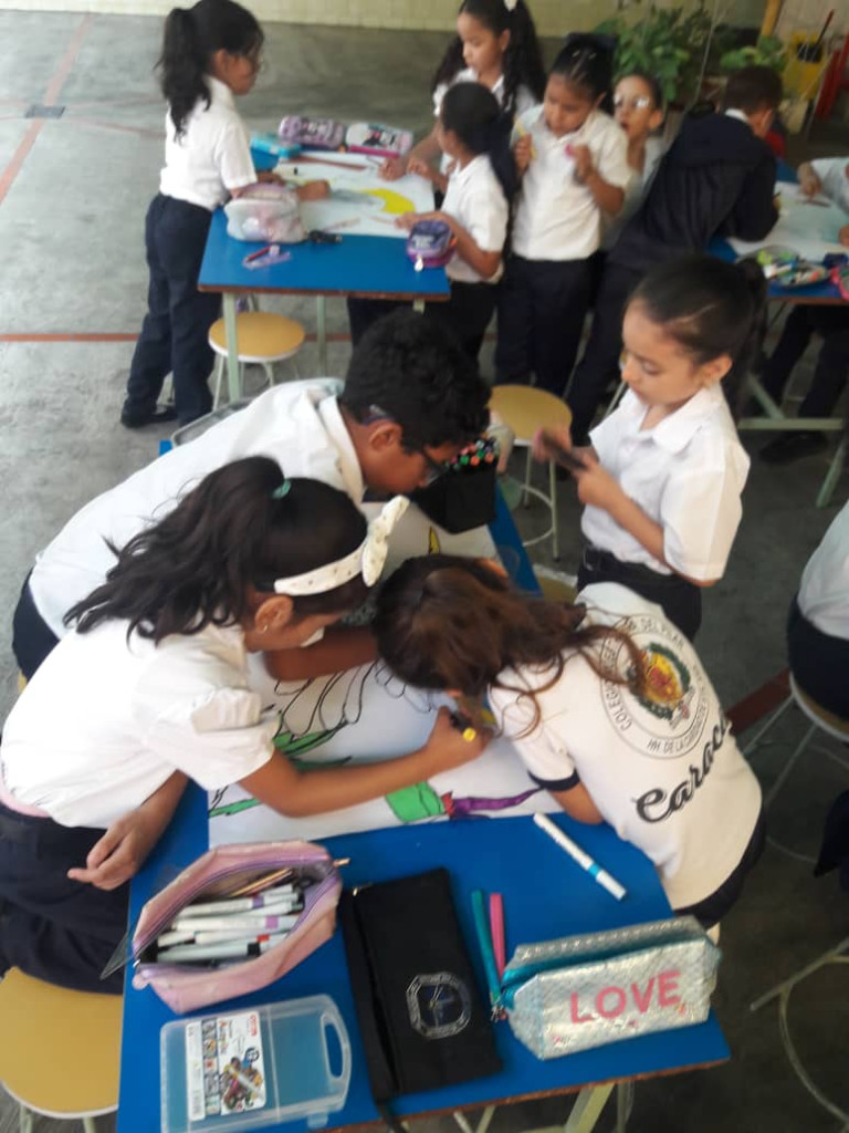 Aula abierta lleva arte y creatividad a estudiantes de Santa Rosalía junto al Museo de Bellas Artes