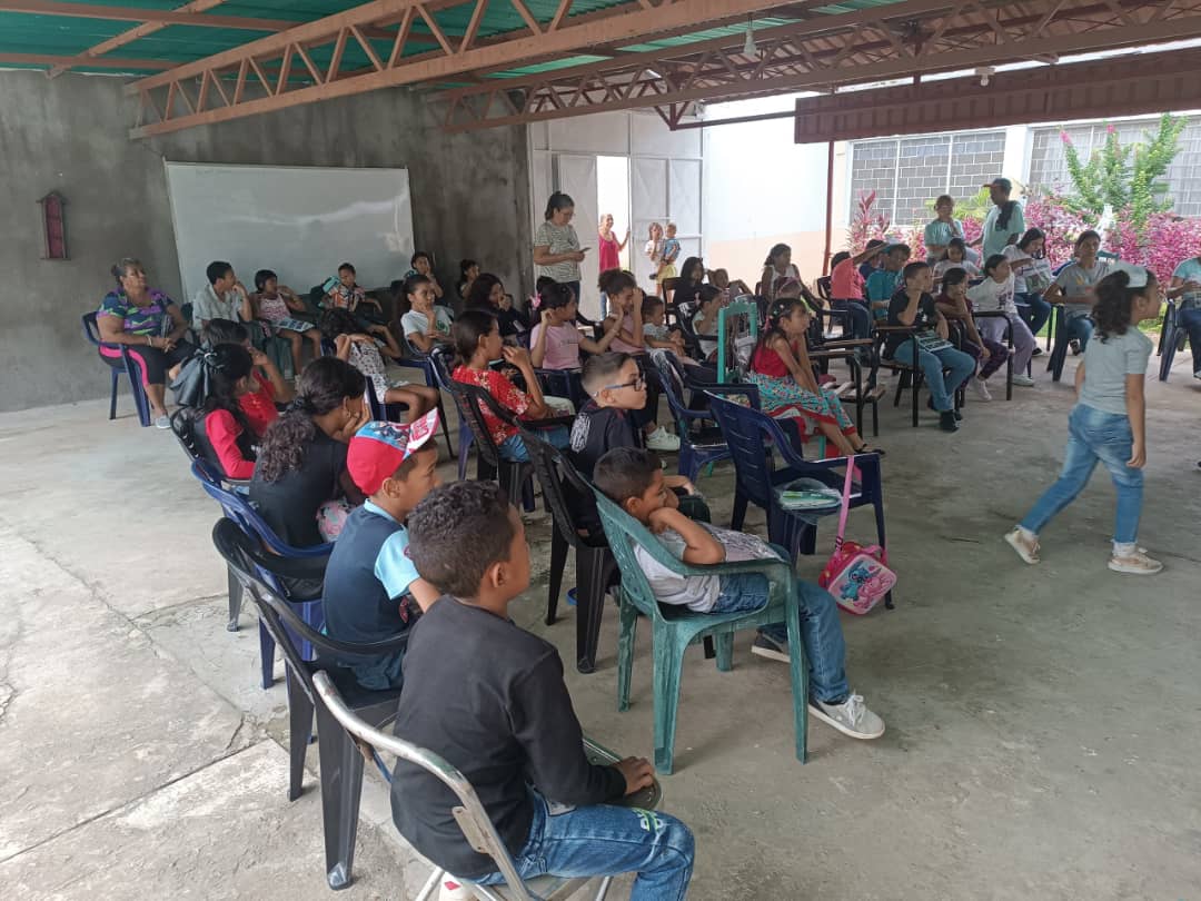 Fundación Mundo de Esperanza: Niños y Jóvenes Viven una Semana de Aprendizaje en Calabozo