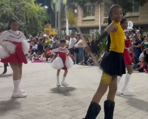 La Fundación Ángeles de Fuego deslumbra en el Encuentro de Bandas de Cumaná