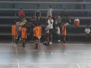 Encuentro de Fútbol Sala Fortalece el Talento de la Escuela Deportiva de la Fundación Ángeles de Fuego