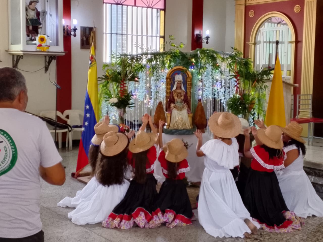 Homenaje a la Virgen de la Coromoto: Danzas Amanecer Criollo