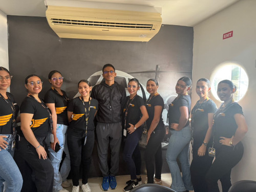 "Los Aviadores" Imparten Capacitación Especializada en Maracay.