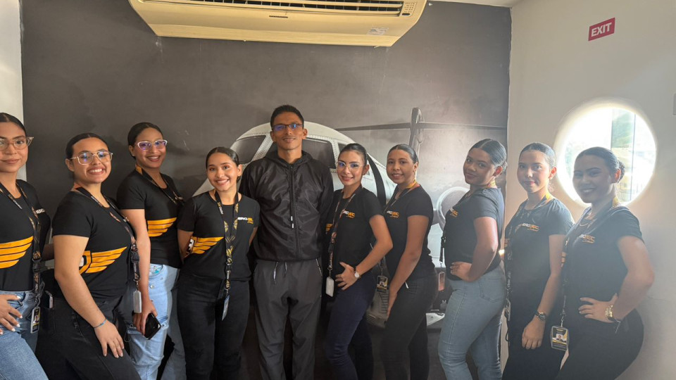 "Los Aviadores" Imparten Capacitación Especializada en Maracay.