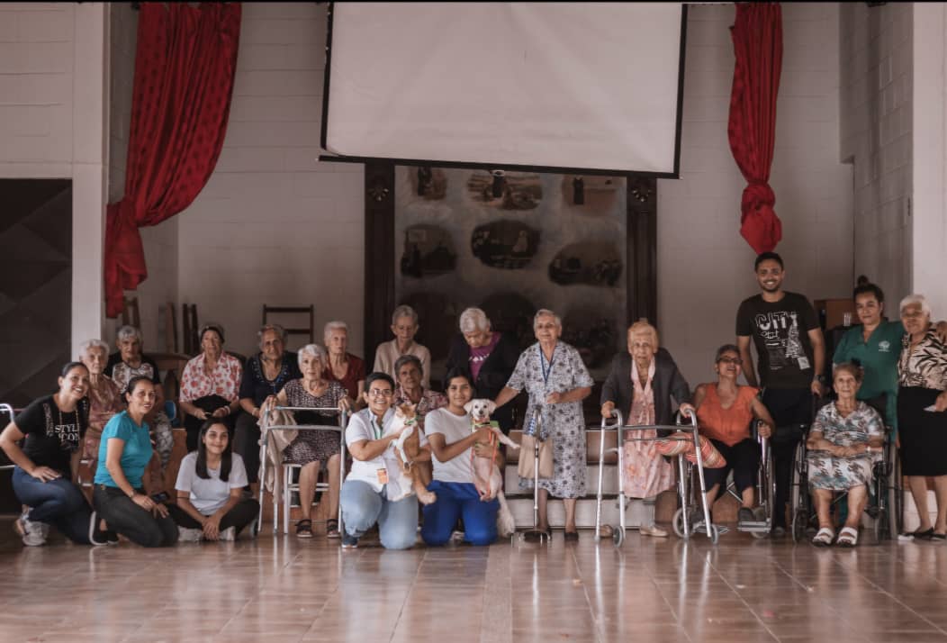 Sembrando Huellas transforma vidas con terapia asistida por animales