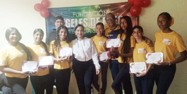 Ángeles de Fuego celebra II promoción del Jardín Musical