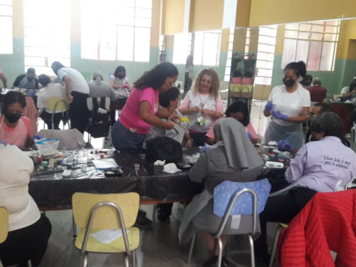 ¡Alianza Social! Empoderamiento Femenino con Resina Epoxi y Prevención de Violencia