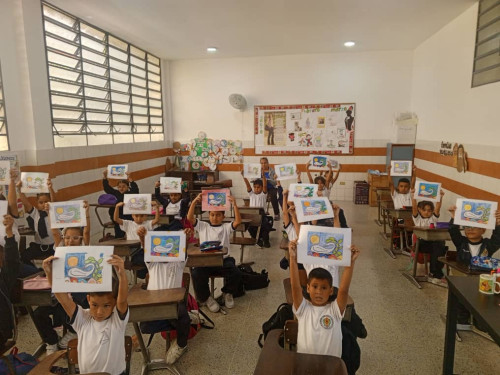 El arte llega al aula: La Escuela de Vecinos La Pastora impulsa el talento infantil en el Colegio Madre Rafols