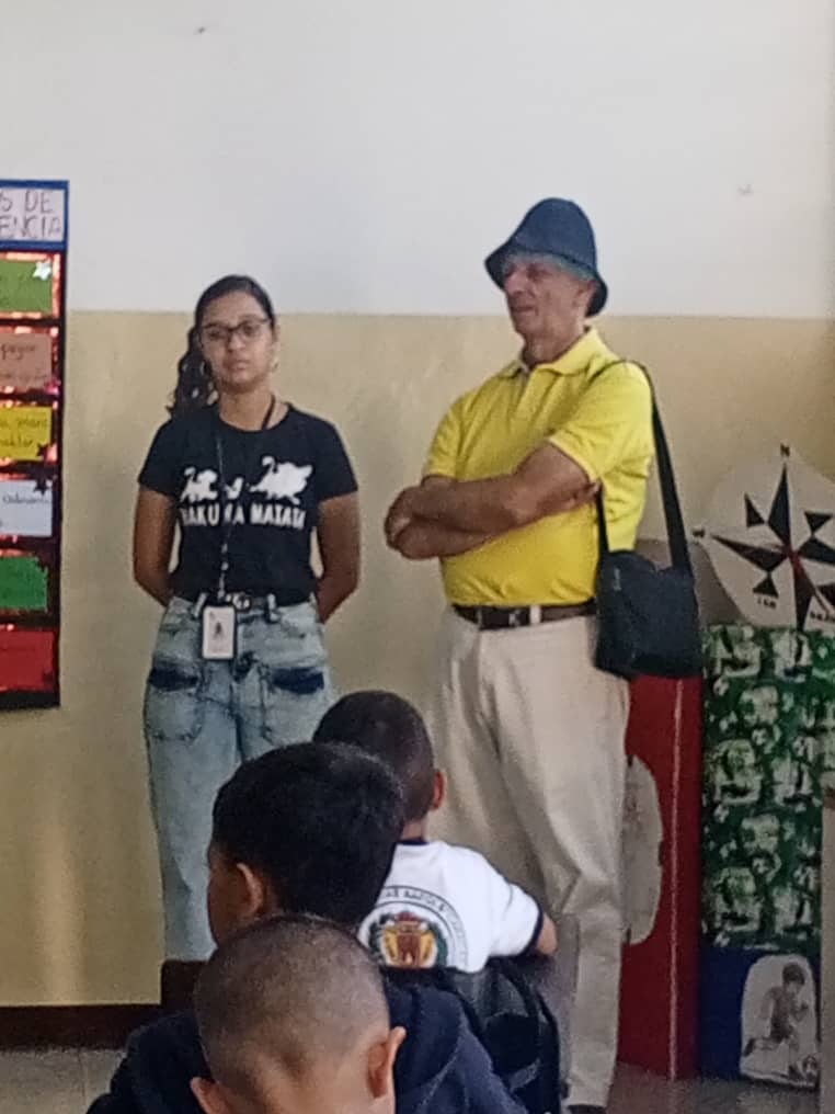 El arte llega al aula: La Escuela de Vecinos La Pastora impulsa el talento infantil en el Colegio Madre Rafols