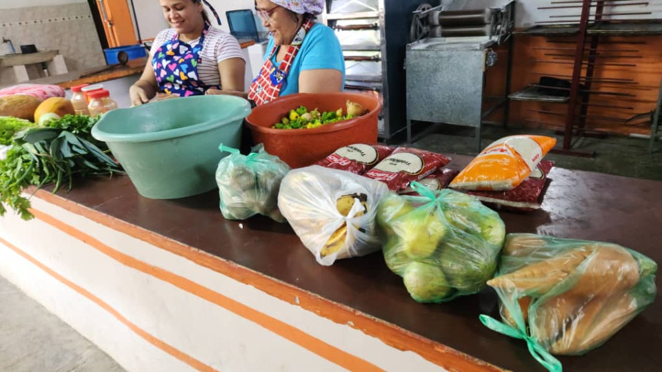 Fundación Las Manos que Ayudan impulsa la labor del comedor "Maná del Cielo"