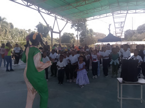 Educación y Tradición en Cumaná: Consejo Comunal La Marturetera celebra el "Grito de Carnaval"