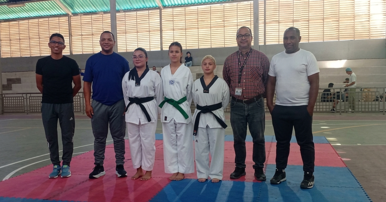 Atleta de Taekwondo Los Aviadores destaca en Evaluaciones de Mérito Deportivo de la Universidad de Carabobo