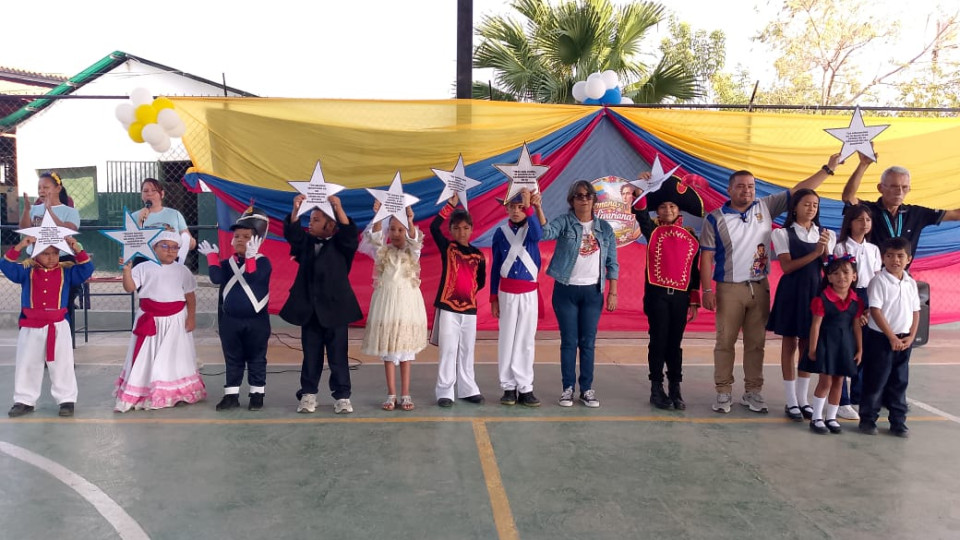 U.E.E. Profesor Francisco Tamayo fortalece la identidad nacional en la Semana Bolivariana