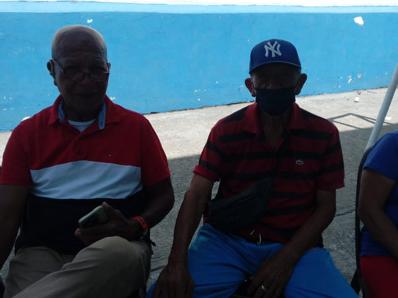 Sabores y memorias: Círculo de Abuelos "Eterna Juventud" celebra la amistad en San Joaquín