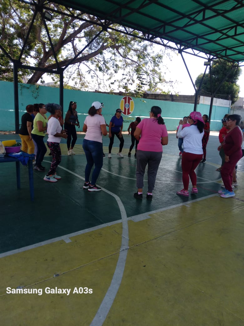 Sabores y memorias: Círculo de Abuelos "Eterna Juventud" celebra la amistad en San Joaquín