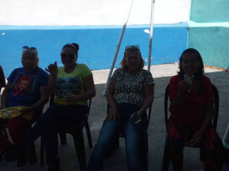 Sabores y memorias: Círculo de Abuelos "Eterna Juventud" celebra la amistad en San Joaquín