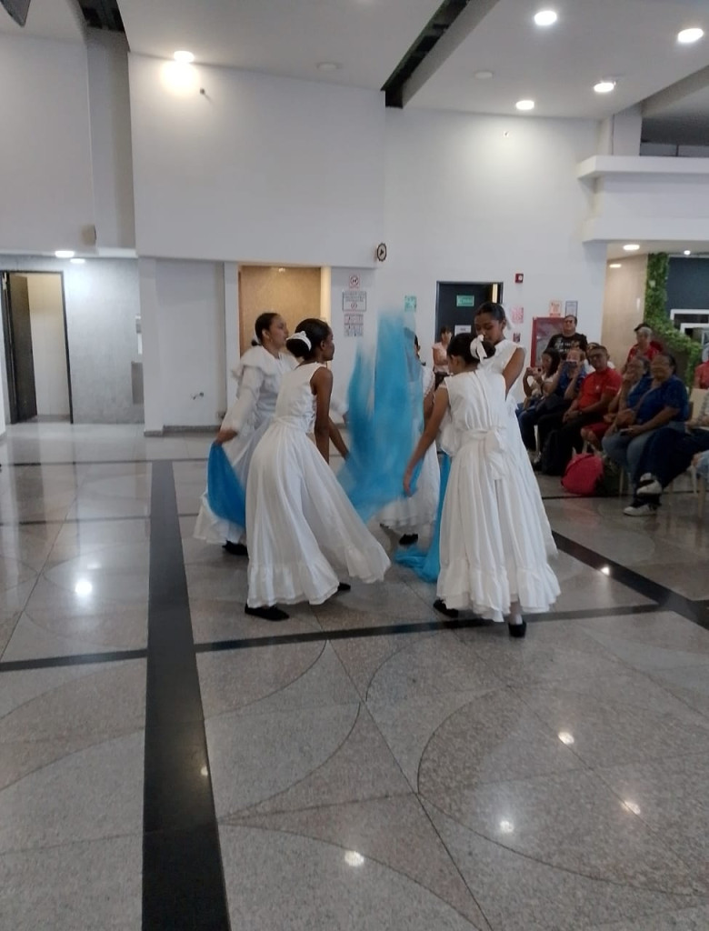 La Escuela de Danza Amanecer Criollo celebró el 325° aniversario de Maracay con una gala cultural