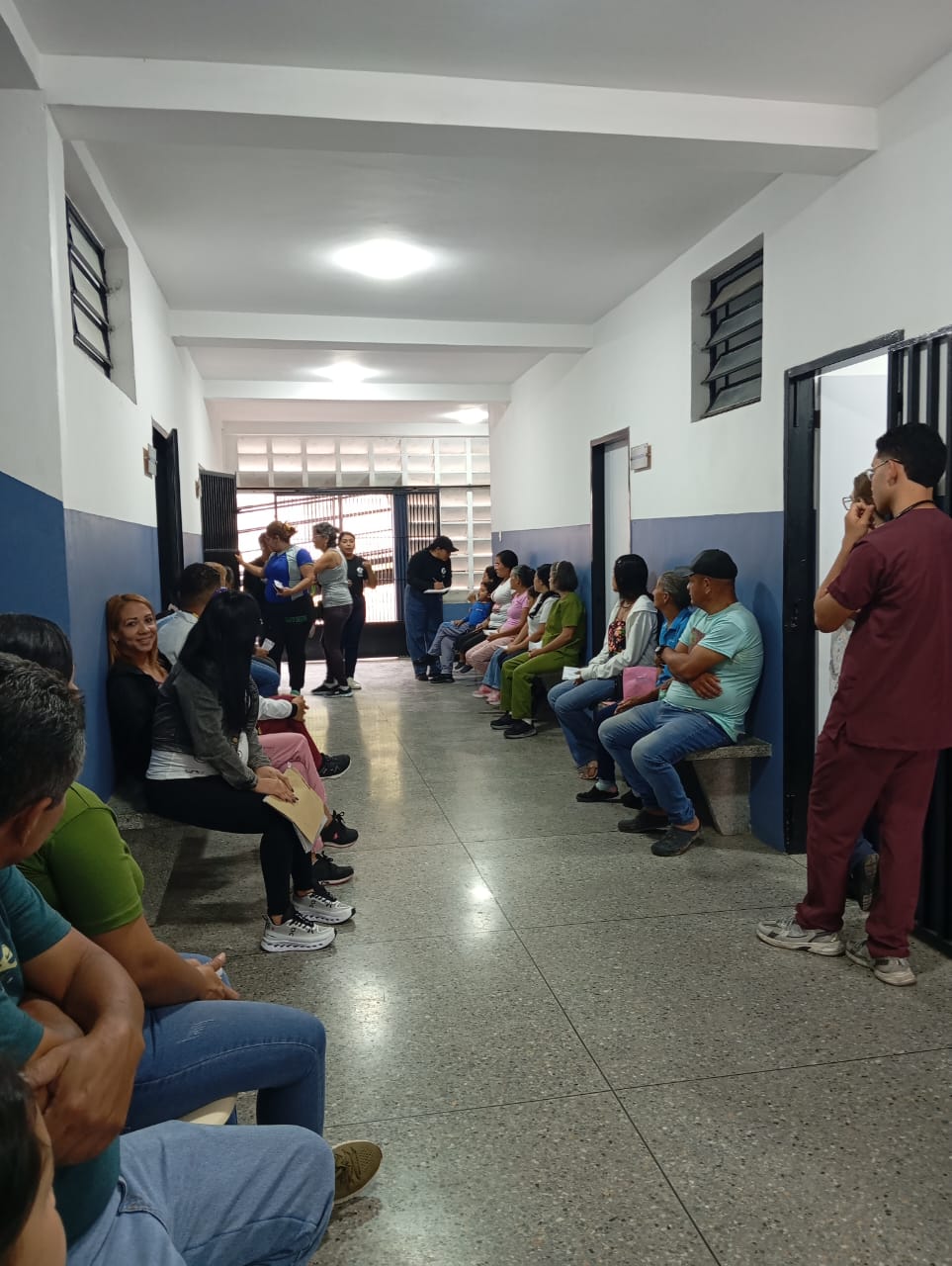 Amigos de Santos Luzardo coordinan charla informativa en el Ambulatorio "Laura Labellarte"