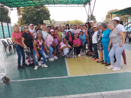 El Círculo de Abuelos Eterna Juventud celebra la vida y el reencuentro en San Joaquín