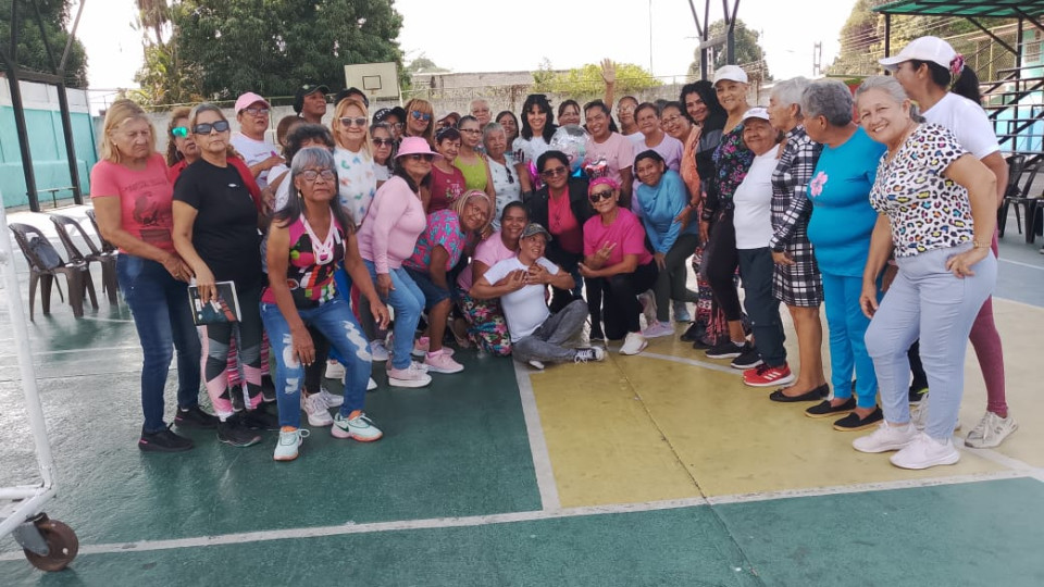 El Círculo de Abuelos Eterna Juventud celebra la vida y el reencuentro en San Joaquín